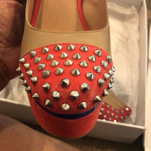 Stiletto platform spiked pumps - Picture 3 of 6